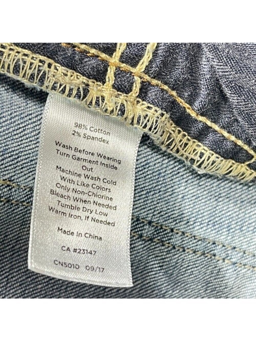 Talbots Flawless Slim Ankle Jeans Size 12 Distressed Raw Hem Medium Wash Stretch - Picture 4 of 12